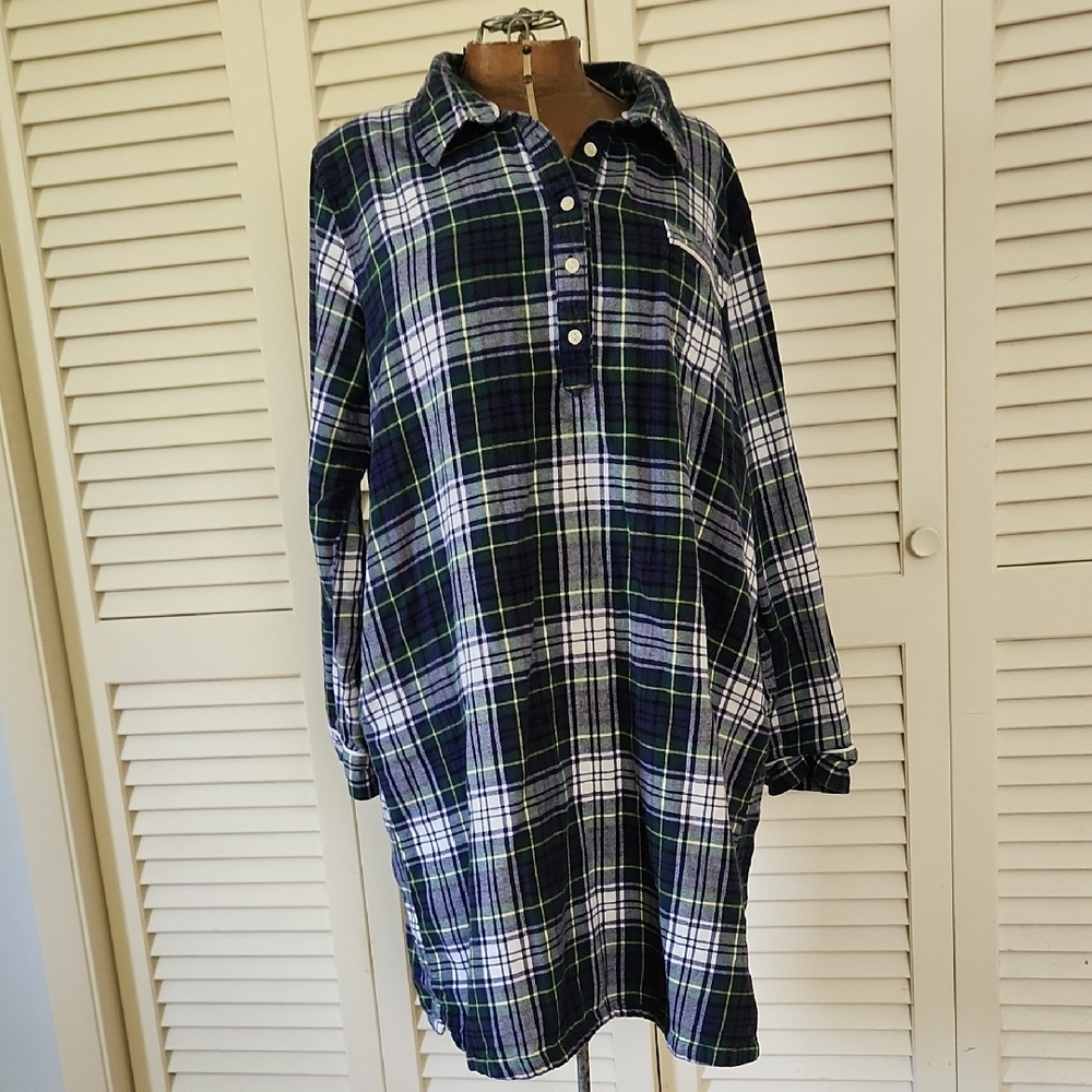 Plaid Long-Sleeve Nightshirt - Navy & Green